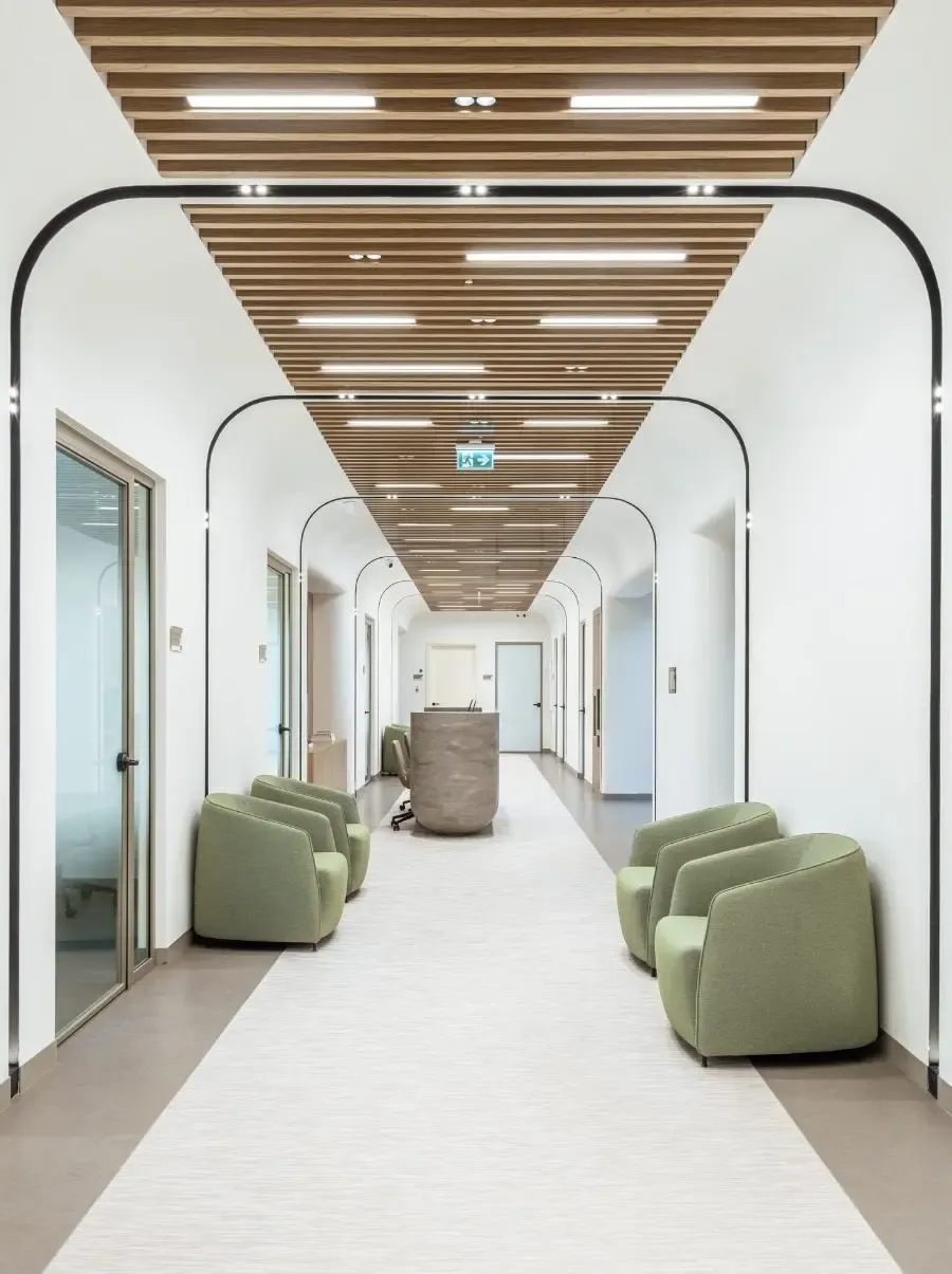 Vera Clinic patient corridor in Istanbul